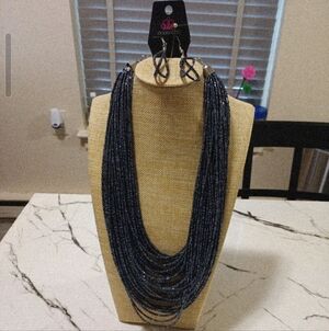 Paparazzi Ice Storm - Blue Sead Bead Necklace